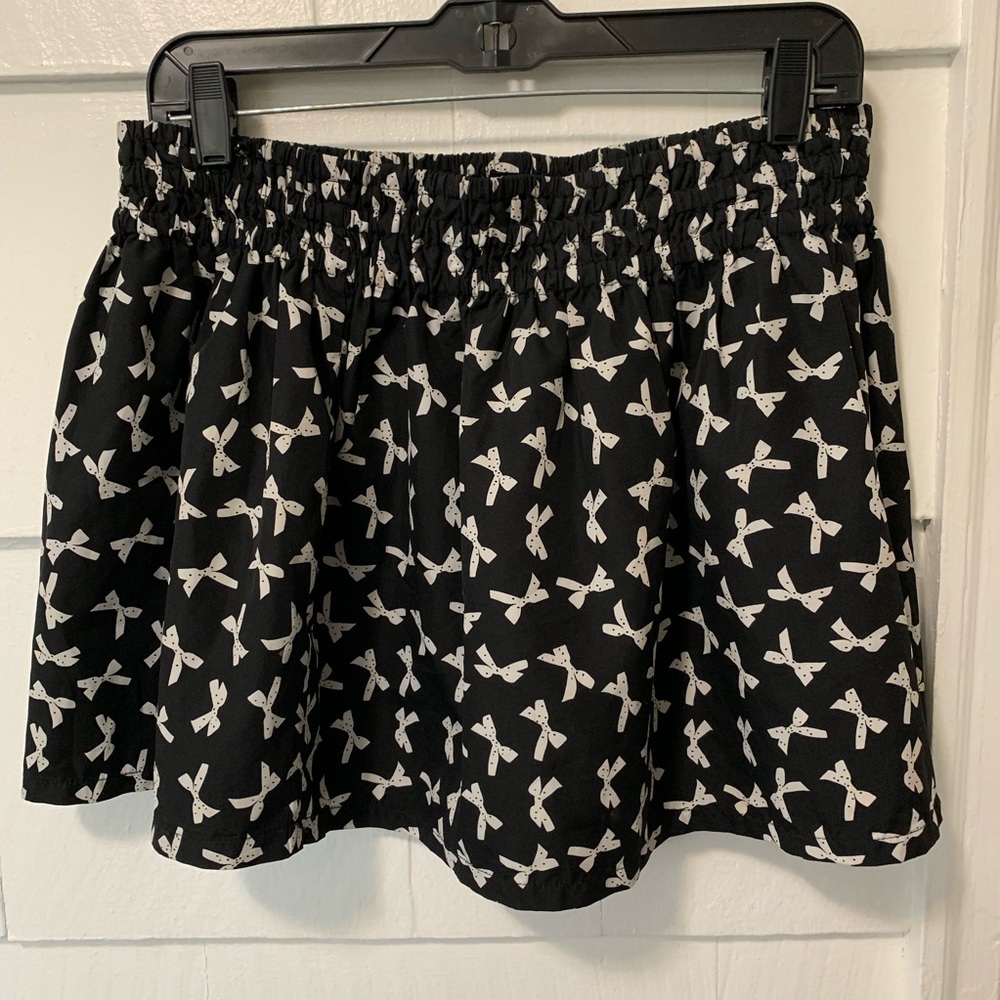Tommy Girl bow mini skirt